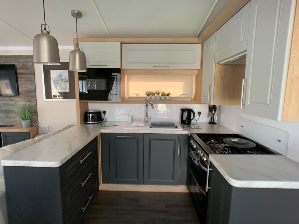 Rydal 13 Hotel Flookburgh Екстериор снимка